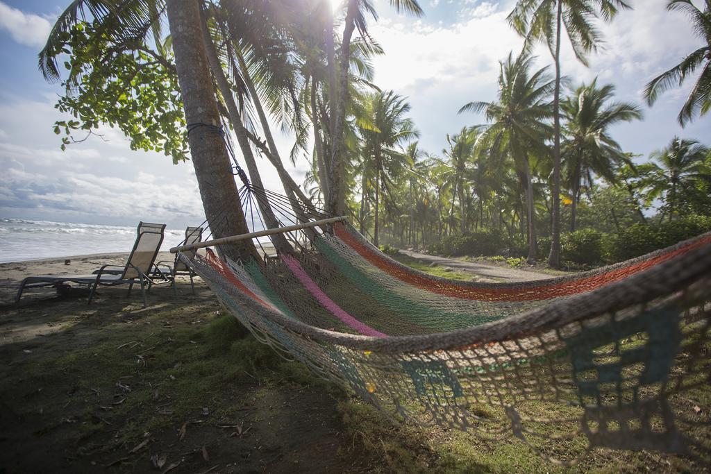 Clandestino Beach Resort Parrita Eksteriør billede