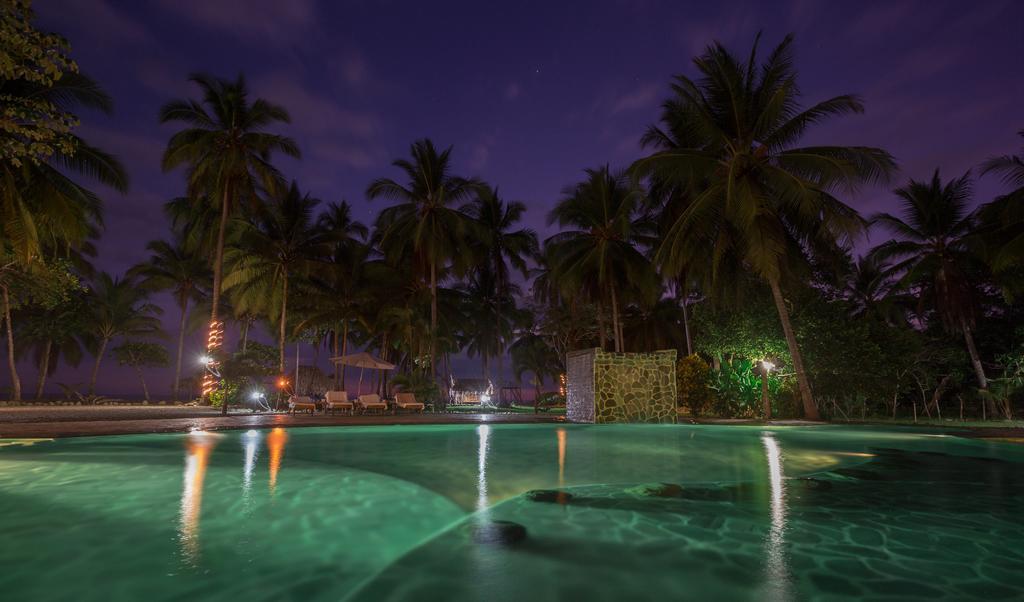 Clandestino Beach Resort Parrita Eksteriør billede
