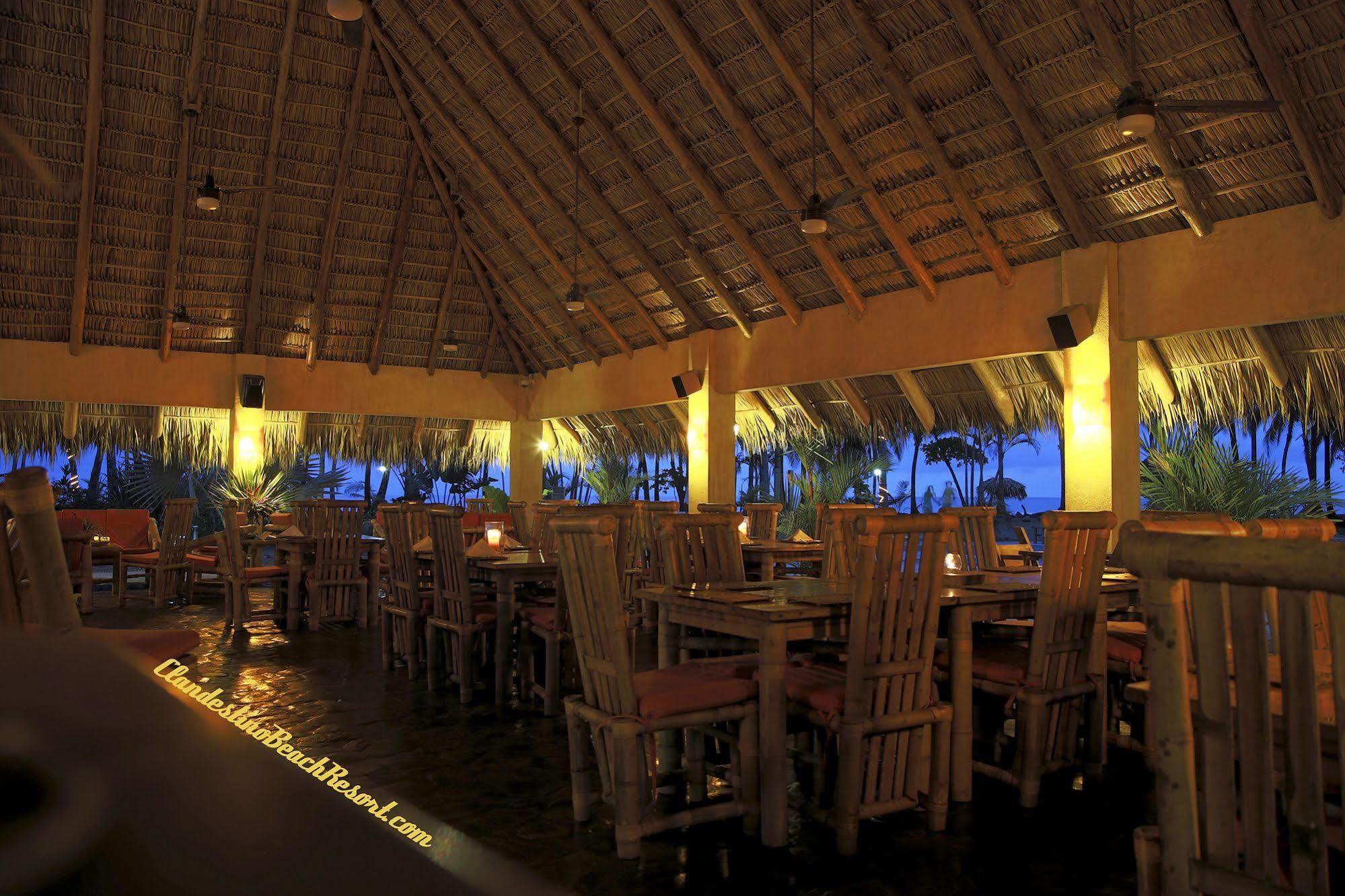 Clandestino Beach Resort Parrita Eksteriør billede
