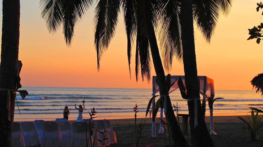 Clandestino Beach Resort Parrita Eksteriør billede